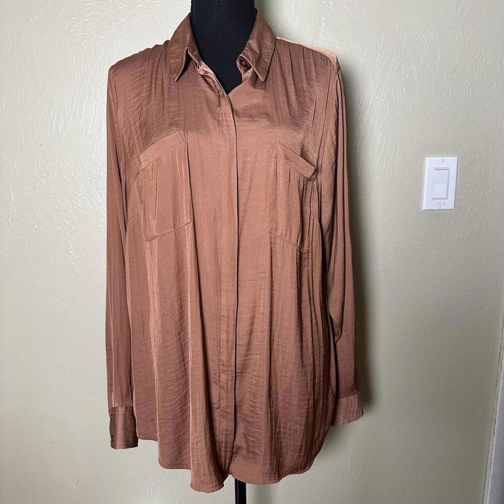 Modern Minimalist XXL Satin Feel Button-Up Relaxed Fit Rust Brown Copper Neutral